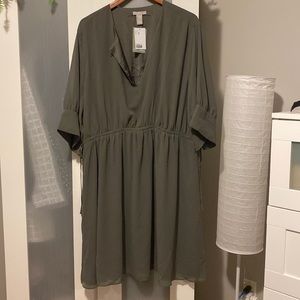 NWT H&M olive green sleeve dress